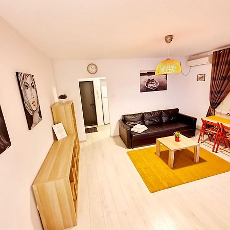 Downtown, Ideal For Longer Stays, Family Friendly Apartment - Nb73A 布加勒斯特 外观 照片