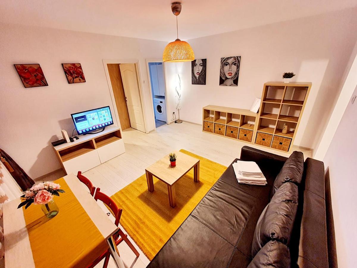 Downtown, Ideal For Longer Stays, Family Friendly Apartment - Nb73A 布加勒斯特 外观 照片