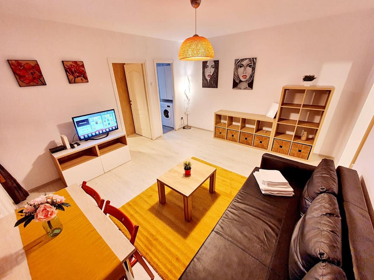 Downtown, Ideal For Longer Stays, Family Friendly Apartment - Nb73A 布加勒斯特 外观 照片